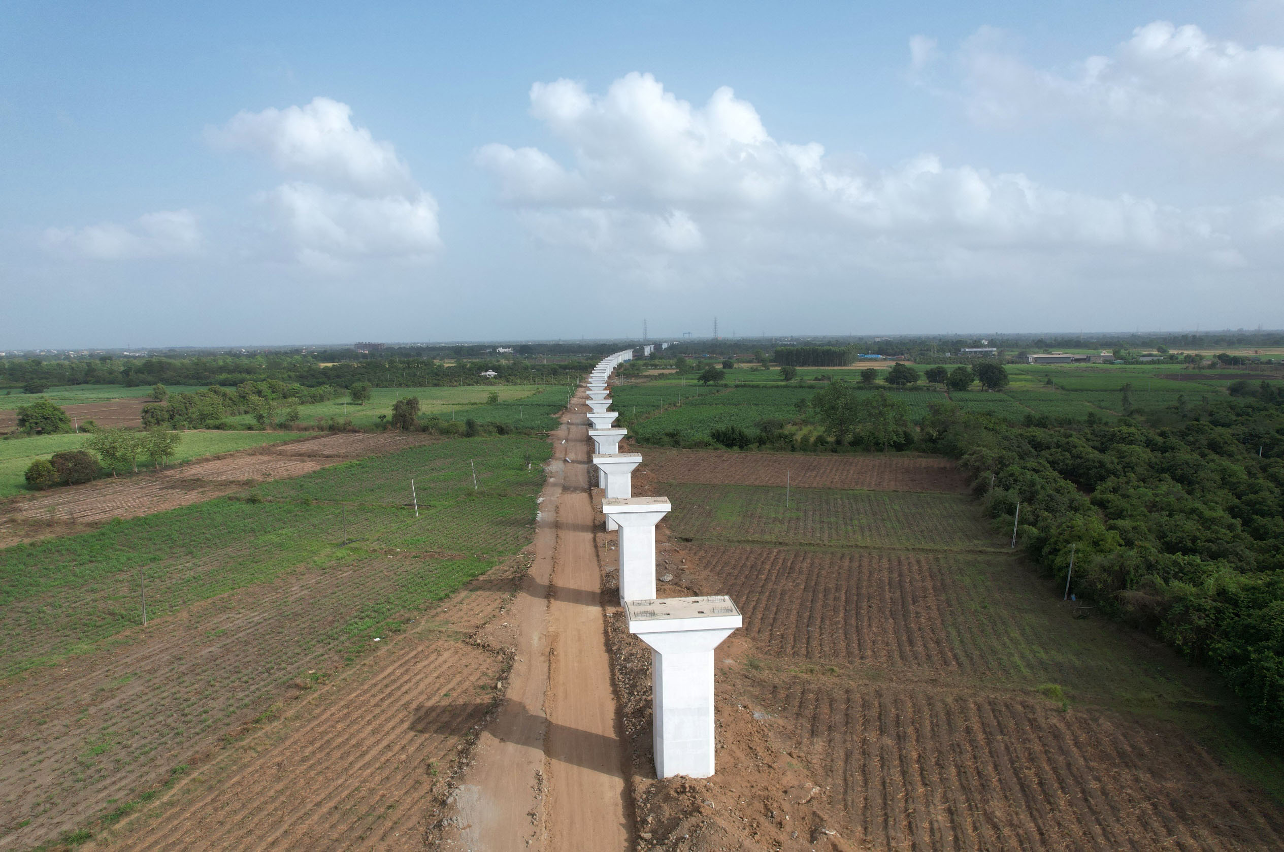 SBS विधि द्वारा वायाडक्ट निर्माण, सूरत ज़िला, मार्च 2023